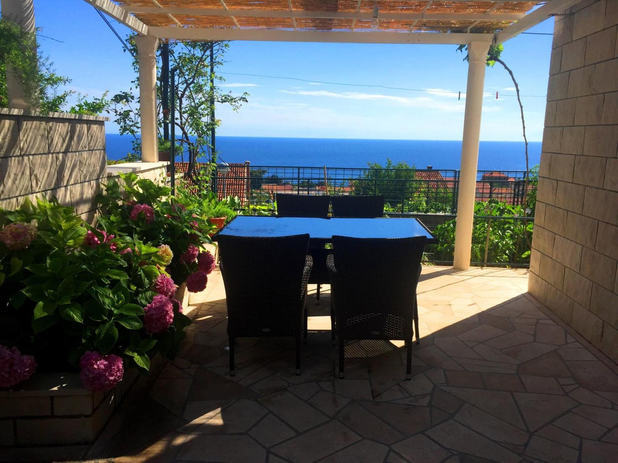 Dubrovnik Sunrise Apartment ภายนอก รูปภาพ